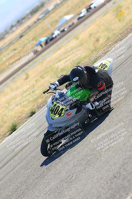 media/Oct-15-2023-TrackXperience (Sun) [[85198ff50b]]/Group 3/session 4 turn 3/